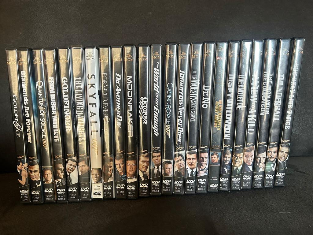 James Bond DVD Collectie - 24 Films, Cd's en Dvd's, Dvd's | Documentaire en Educatief, Zo goed als nieuw, Natuur, Vanaf 12 jaar