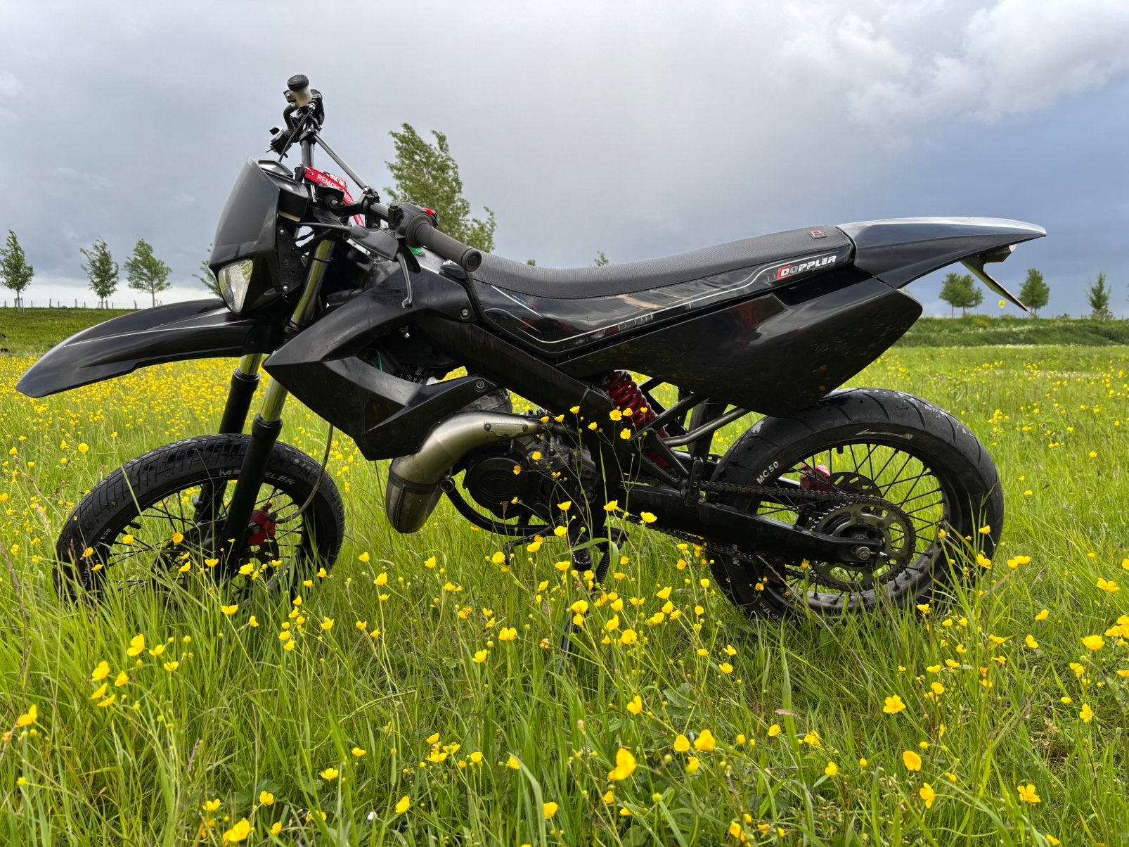 Derbi senda xtreme, Fietsen en Brommers, Brommers | Derbi, Ophalen, 6 versnellingen, Gebruikt, Maximaal 45 km/u