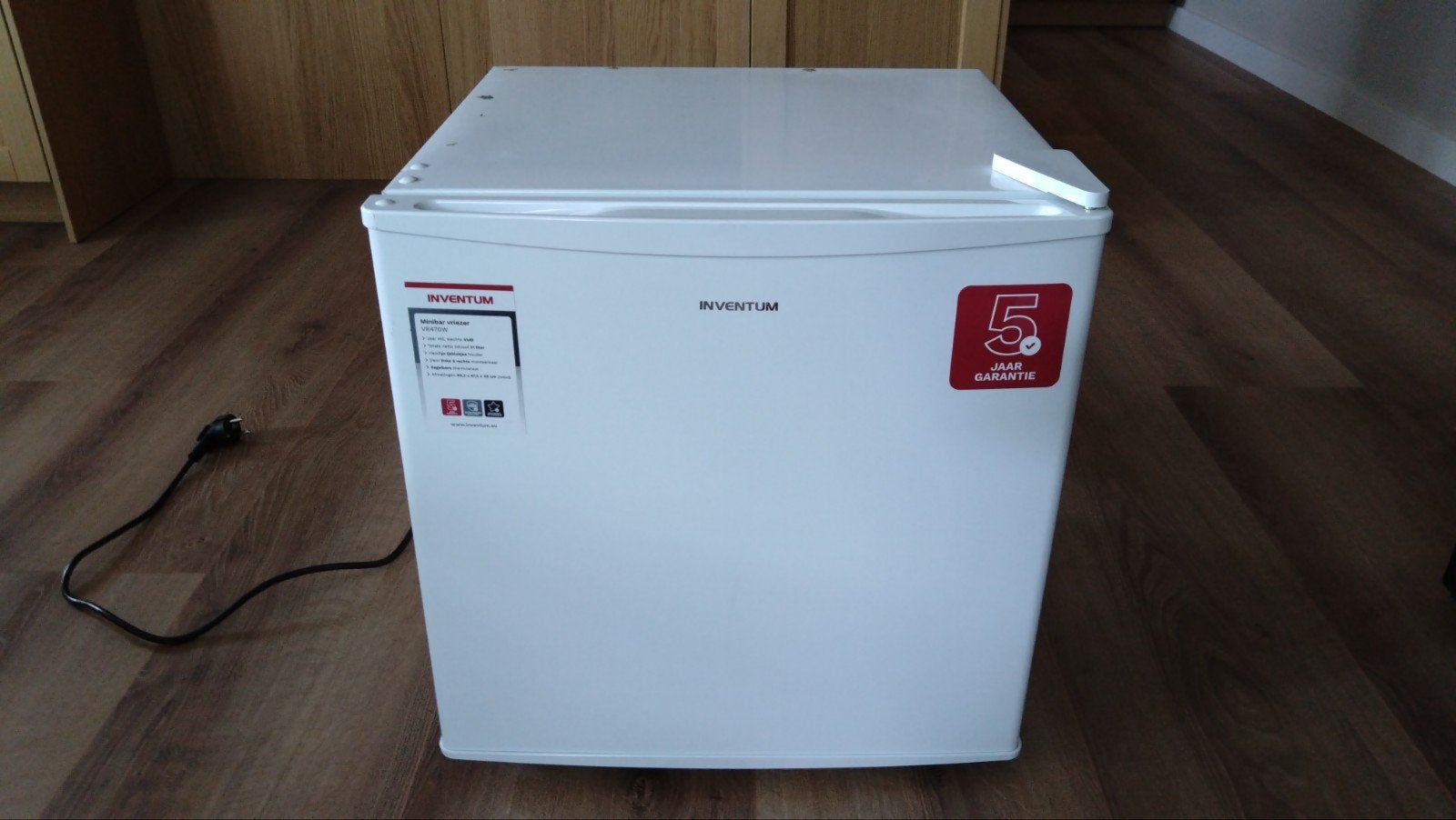 Inventum VR470W minibarvriezer, Gebruikt, Minder dan 85 cm, Minder dan 60 cm, Vrijstaand