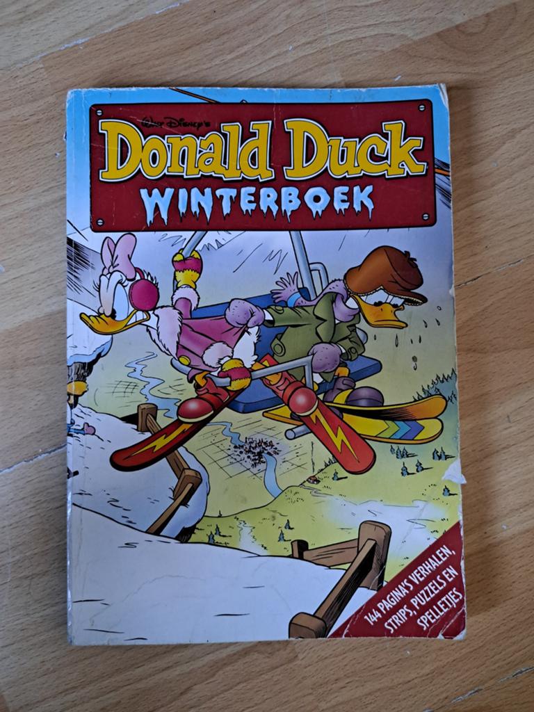 Donald Duck winterboek, Gelezen, Ophalen of Verzenden, Fictie, Disney