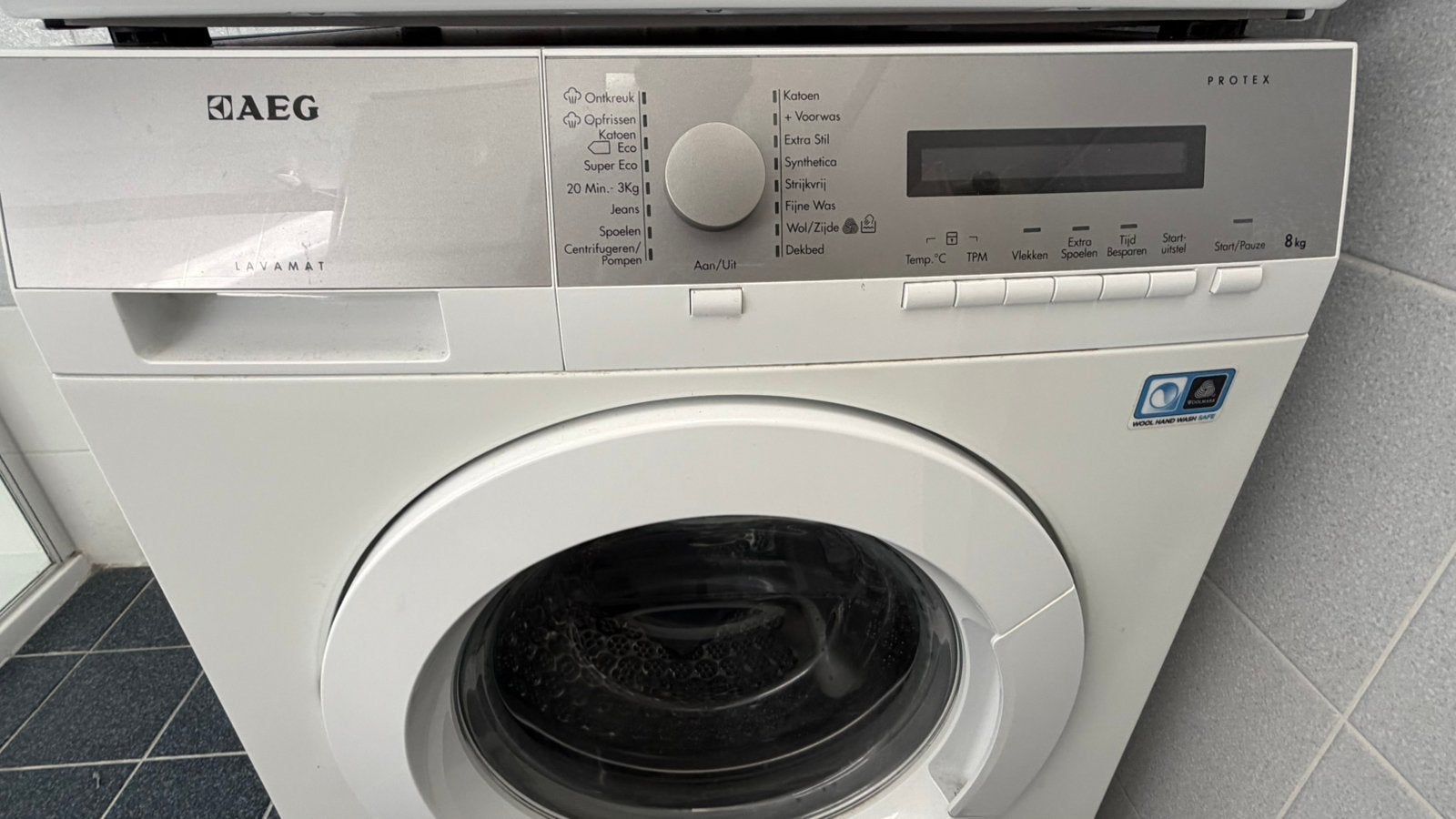 Foto 9 van AEG Wasmachine & AEG Warmtepompdroger (Set of Los Te Koop)