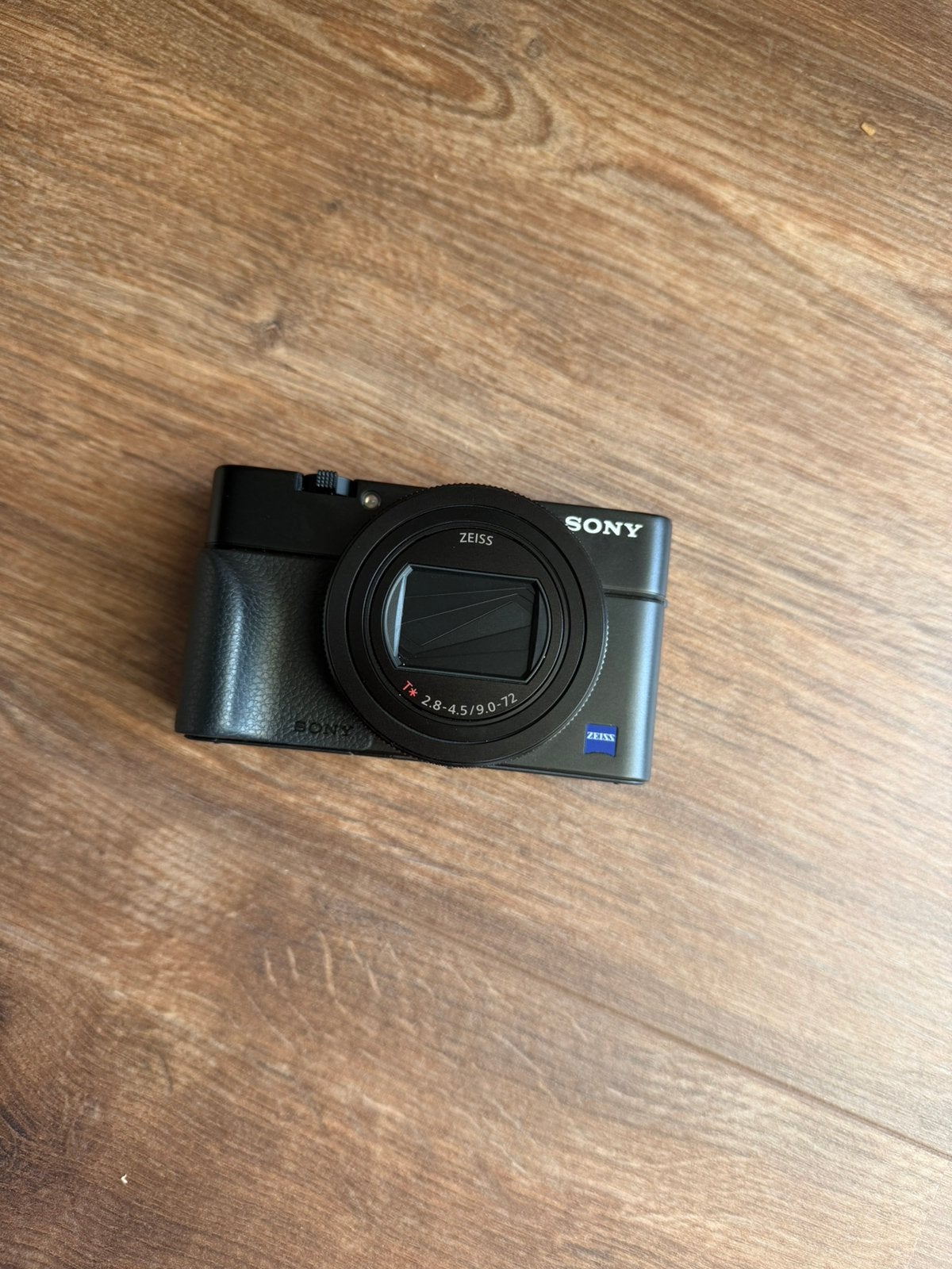 Foto 5 van Sony Cybershot DSC-RX100 mark VII