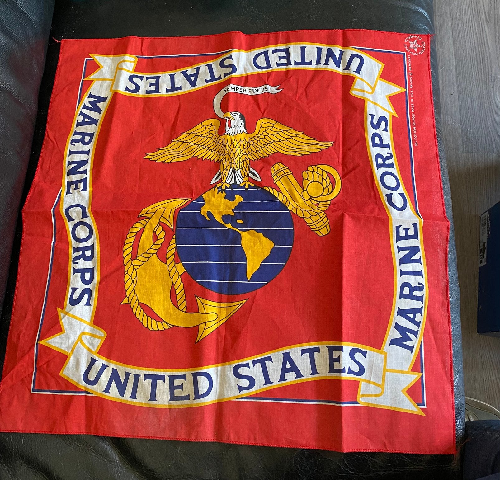 Halsdoek United States Marine Corps. Crafted With Pride., Verzamelen, Ophalen of Verzenden, Marine, Amerika, Kleding of Schoenen