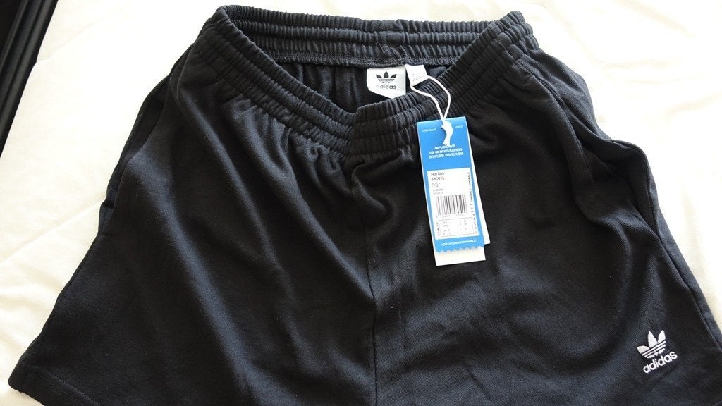 nieuw zwart ADIDAS sportbroekje, Zwart, Nieuw, Hardlopen of Fietsen, Maat 34 (XS) of kleiner