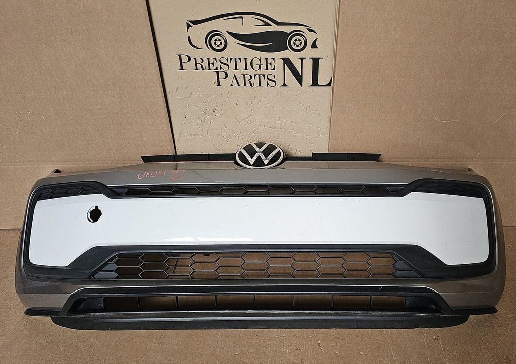 Voorbumper VW UP Facelift GTI 1.0 TSI LB7W BUMPER 1S0807221H, Gebruikt, -, Voor, -