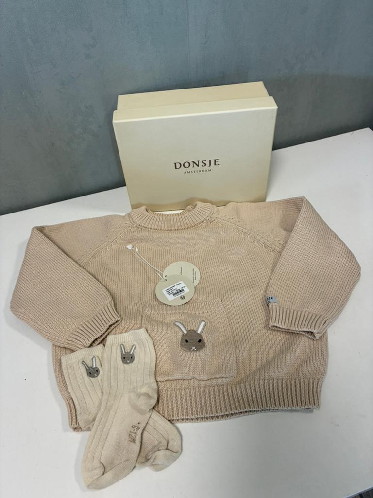 Donsje Bunny trui met sokken maat 24-30 maanden, Kinderen en Baby's, Babykleding | Overige, Ophalen of Verzenden, Zo goed als nieuw