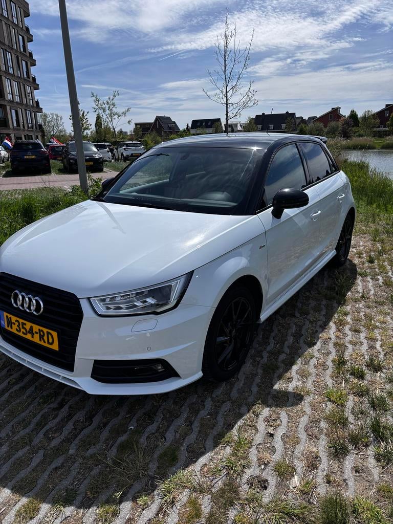 Audi A1 S-Line | 2016 | Zeer netjes | incl. Winterset, Voorwielaandrijving, 125 pk, A1, 4 cilinders