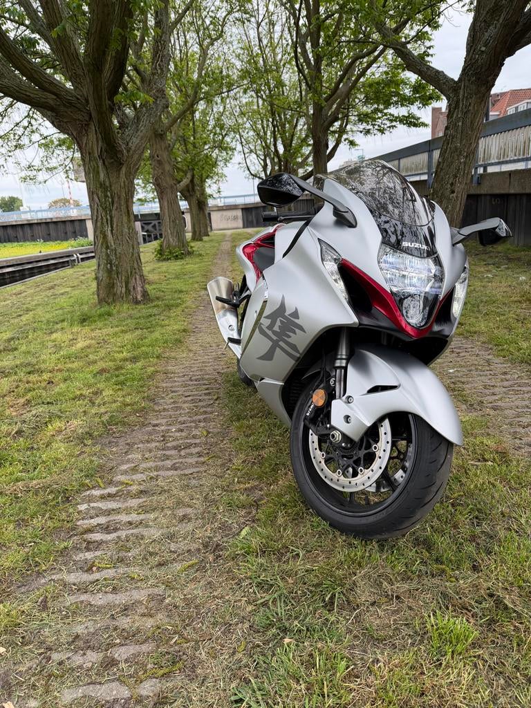 Suzuki Hayabusa 2023 - Slechts 6500 km!, Motoren, Motoren | Suzuki, Occasion, 1340 cc, 4 cilinders, Motorrijbewijs A