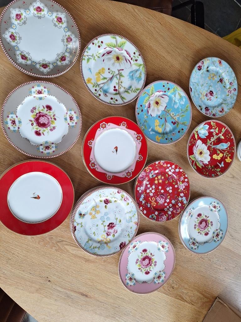Pip Studio gebaksbordjes - 24 stuks, Huis en Inrichting, Keuken | Servies, Ophalen, Zo goed als nieuw, Bord(en), Overige stijlen