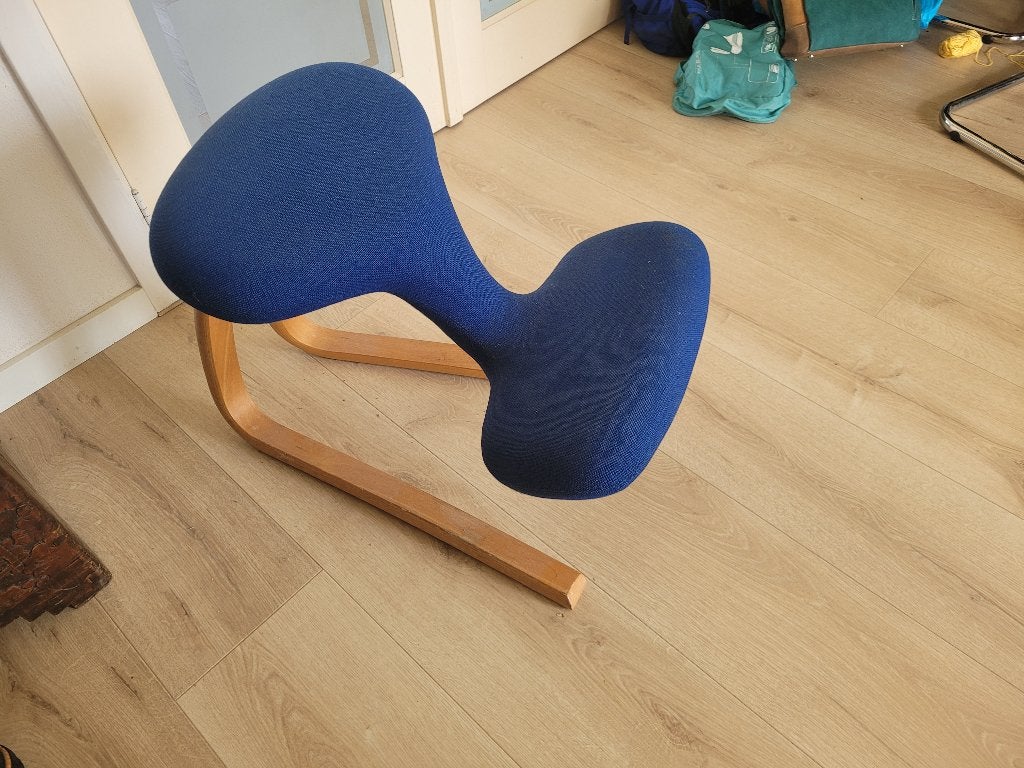Ergonomische kniestoel, Ophalen, Gebruikt, Blauw, Hout