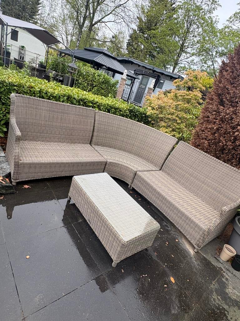 Mooie lounge bank met tafeltje, Ophalen, 5 zitplaatsen, Zo goed als nieuw, Loungeset