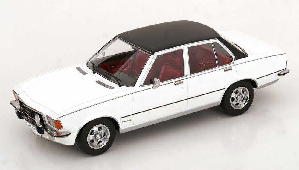 Opel Commodore B 1972 Wit / Zwart 1-18 MCG Models, Overige merken, Tschuiten@hotmail.com, Duitsland, Auto