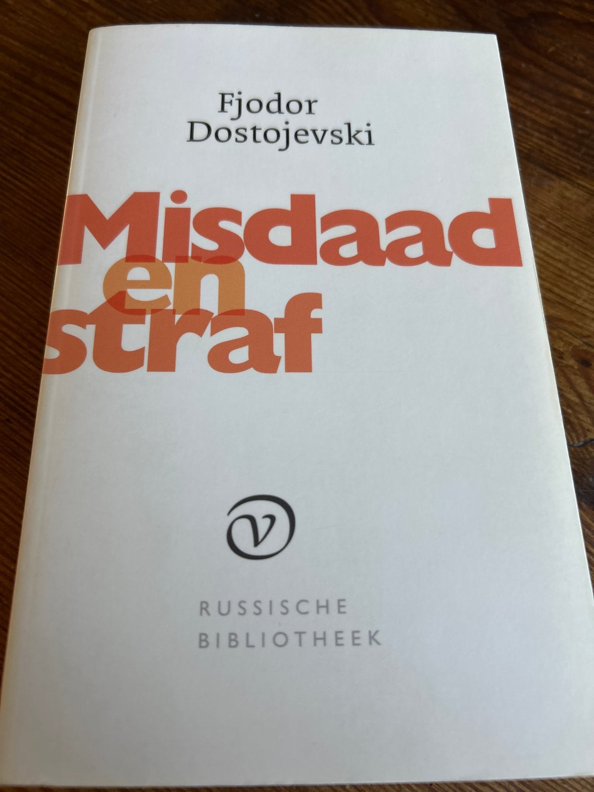 Misdaad en Straf - Fjodor Dostojevski (Russische Bibliotheek, Ophalen of Verzenden, Zo goed als nieuw, Europa overig