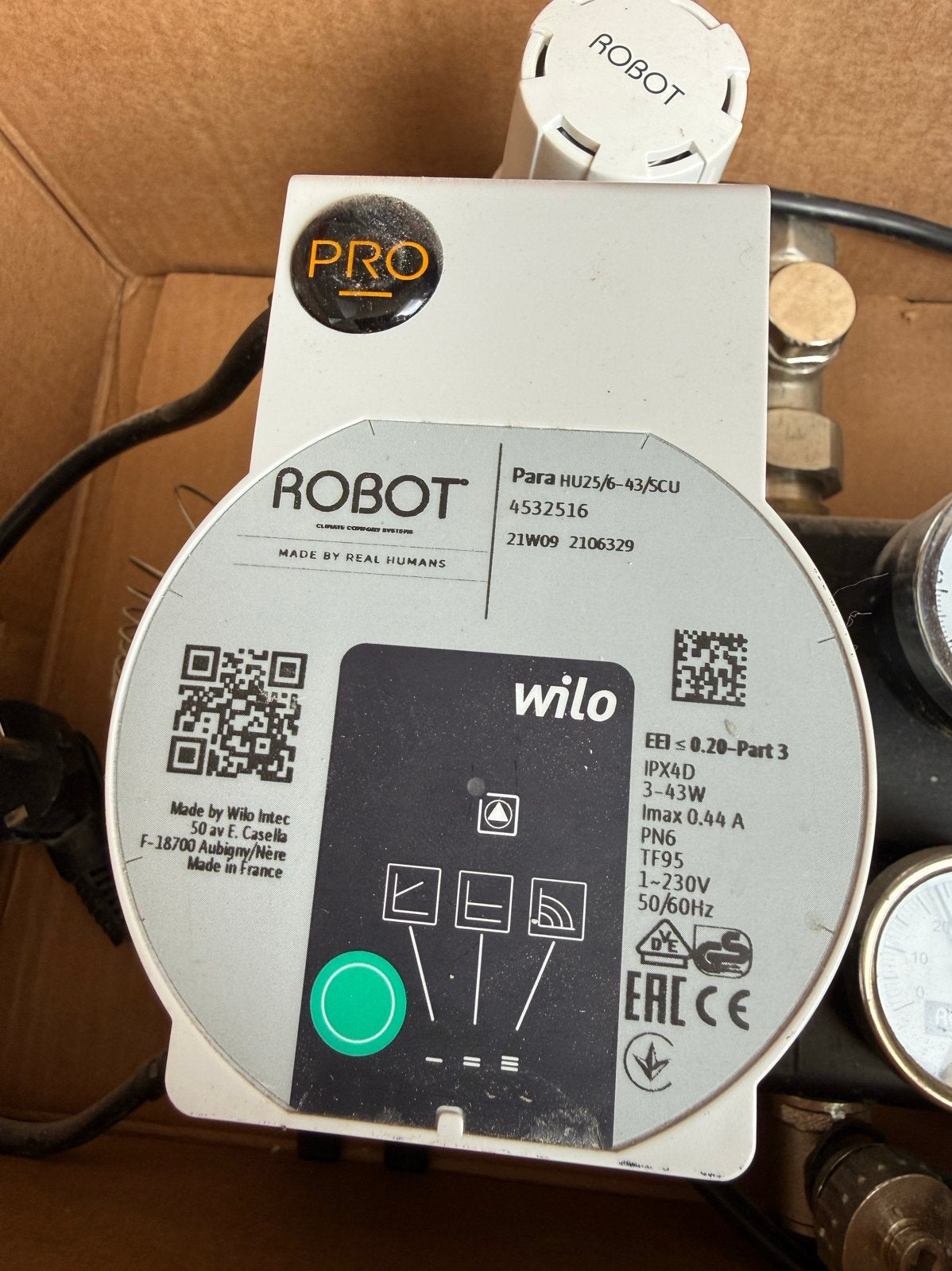 Foto 4 van Robot stalen vloerverwarming verdeler zes groepen