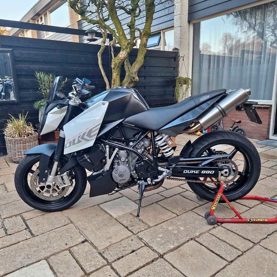 Ktm super duke 990 2008, 2 cilinders, Sportuitlaat, Occasion, Motorrijbewijs A