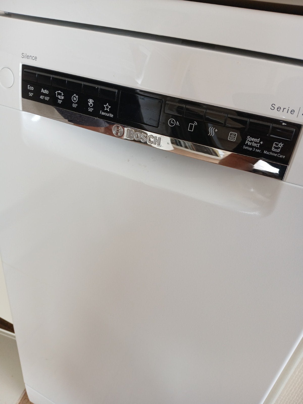 Bosch Serie 4 Silence Vaatwasser - 45 cm breed, Witgoed en Apparatuur, Vaatwasmachines, Ophalen, Minder dan 85 cm, Zo goed als nieuw