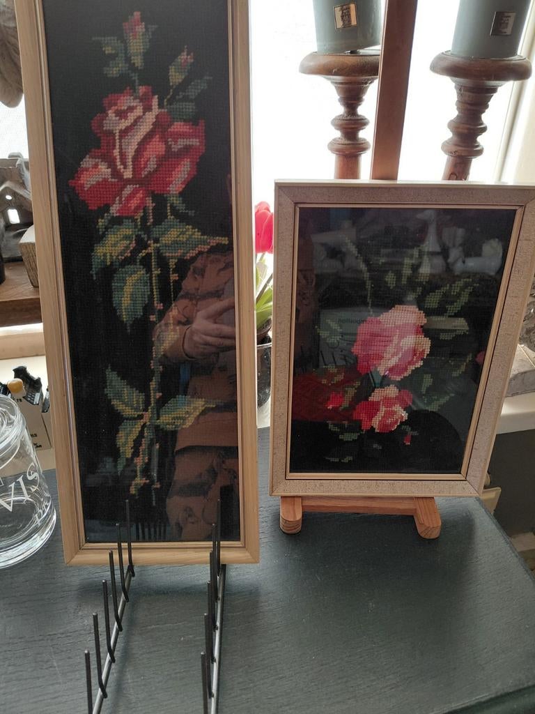 Vintage set ingelijste borduurwerken roos, Ophalen, Huis en Inrichting