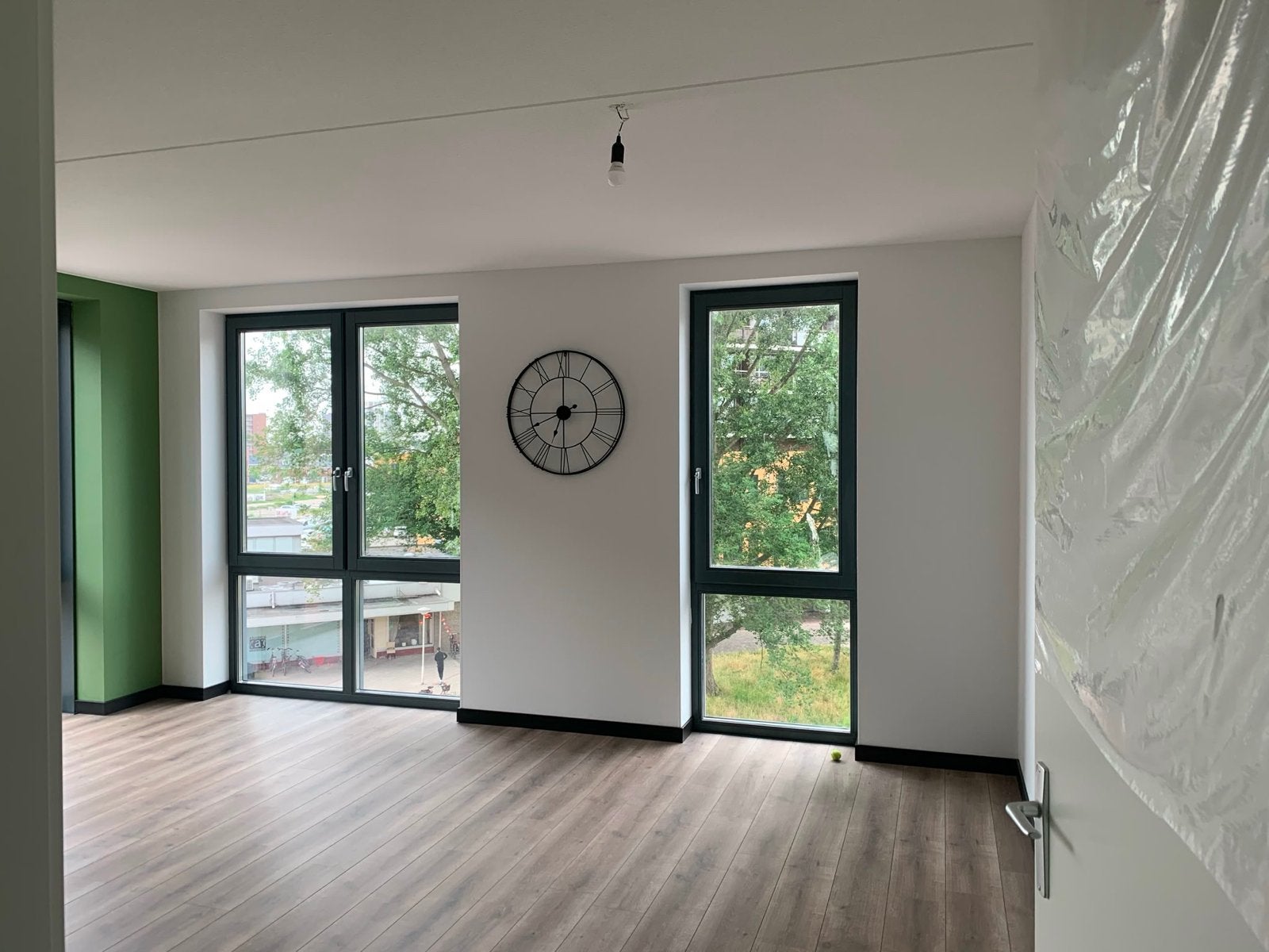 Decomode Lions Munchen Kliklaminaat 8mm V-groef + Ondervloer, Ophalen, Zo goed als nieuw, 10 m² of meer, Hout