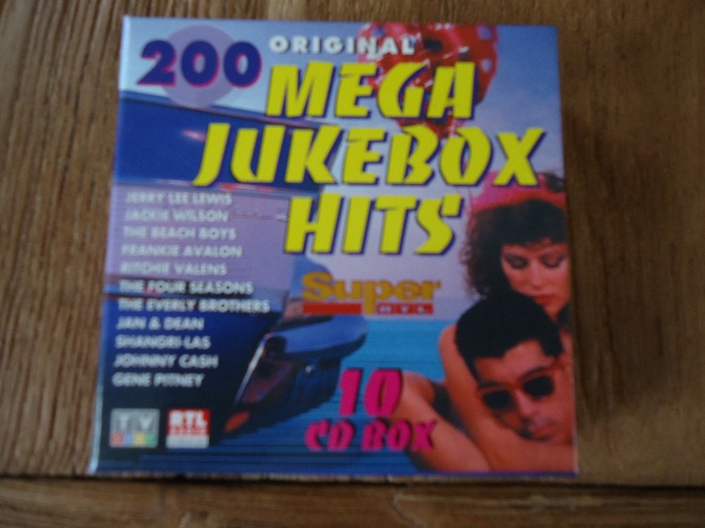 10 Cd's in box - 200 originelen Rock and Roll hit singles, Cd's en Dvd's, Cd's | Verzamelalbums, Ophalen of Verzenden, Zo goed als nieuw