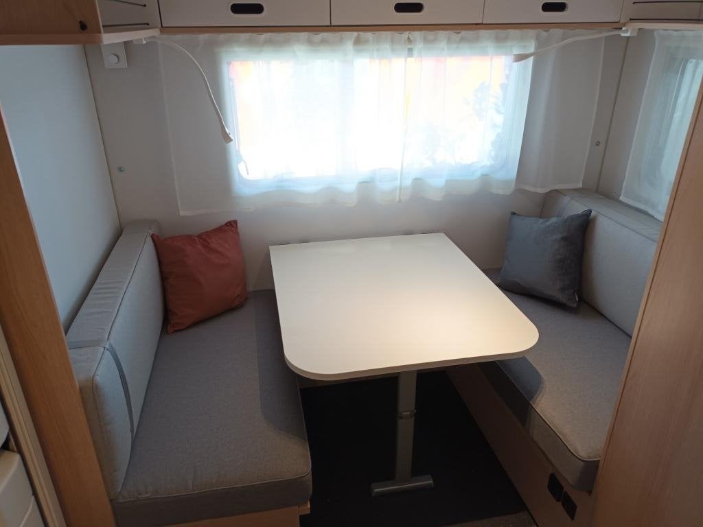 Adria Aviva 492 LU, Bedrijf, Treinzit, Adria, 5 tot 6 meter