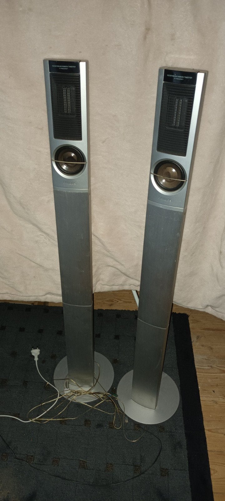 Philips staande Luidsprekers met Neodymium Ribbon Tweete, Audio, Tv en Foto, Ophalen, Gebruikt, Minder dan 60 watt, Vloerstaande luidspreker