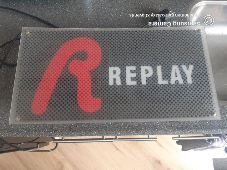 replay lamp, Verzamelen, Ophalen of Verzenden, Gebruikt, Lichtbak of (neon) lamp