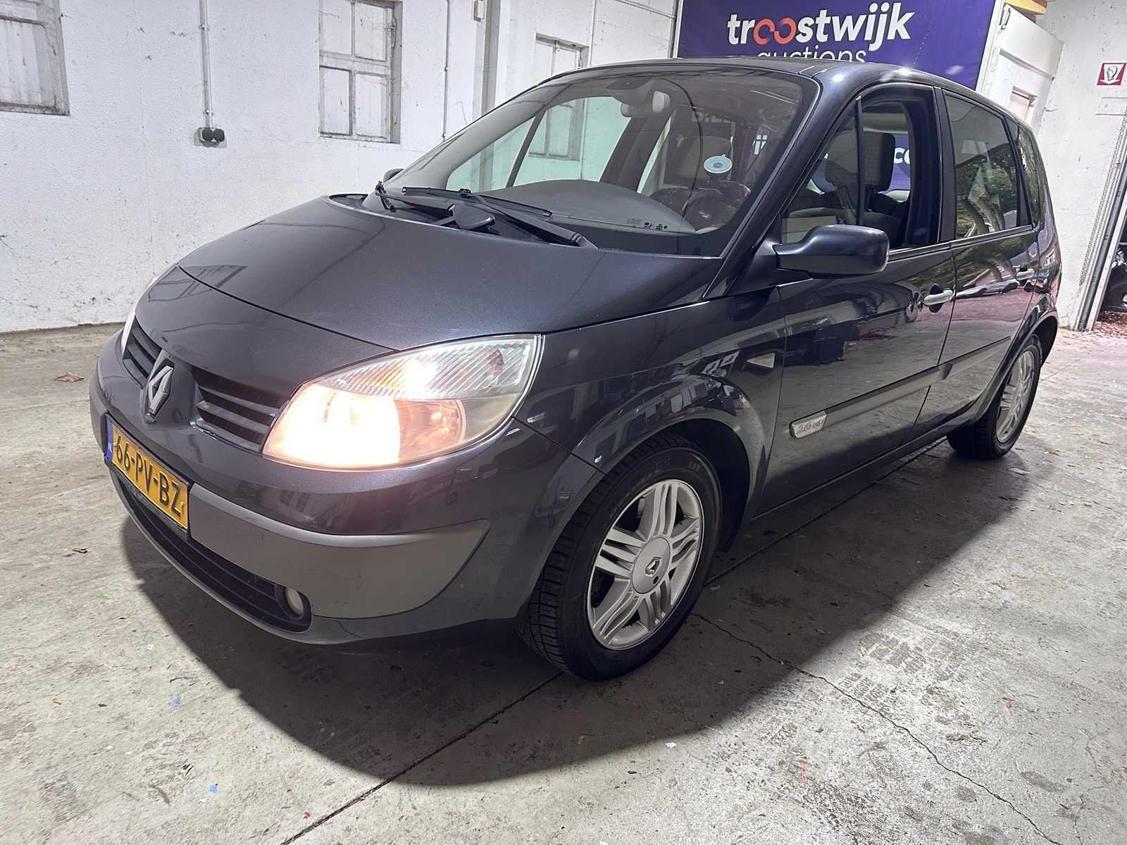 Renault - Scénic - 2.0-16V Dynam.Luxe - 66-PV-BZ, Auto's, Renault, Bedrijf, Scénic, Overige brandstoffen, Euro 3, D, MPV, Gebruikt