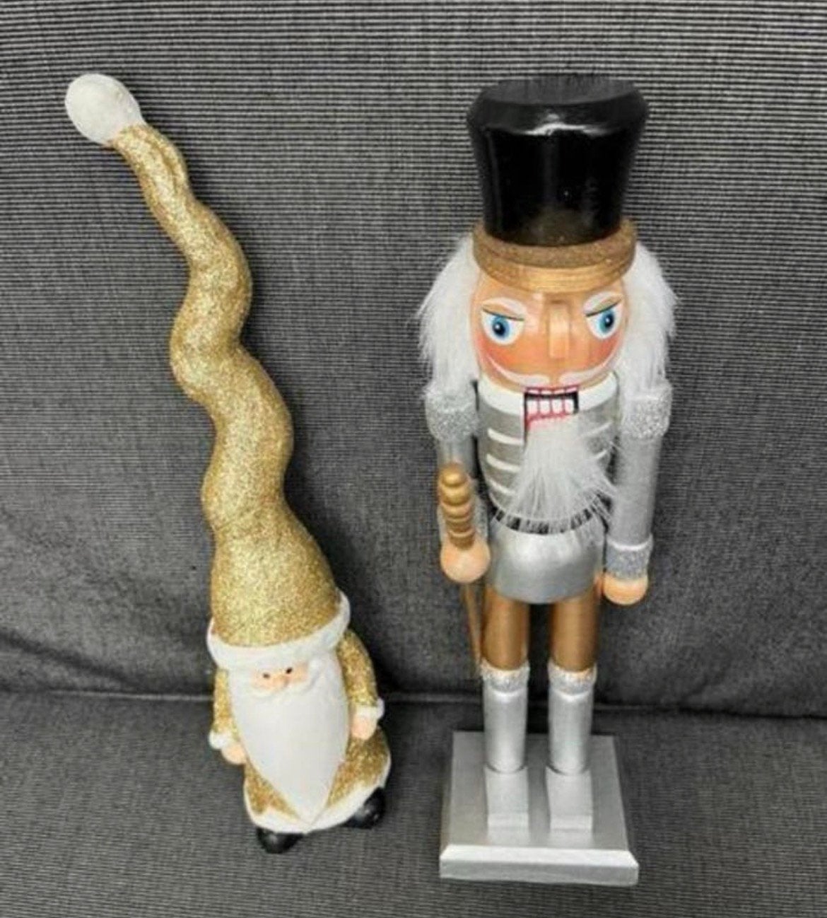 Notenkraker/ Kersthangers  - Kerst Hangers -Ballen NIEUW in, Diversen, Kerst, Ophalen of Verzenden, Nieuw