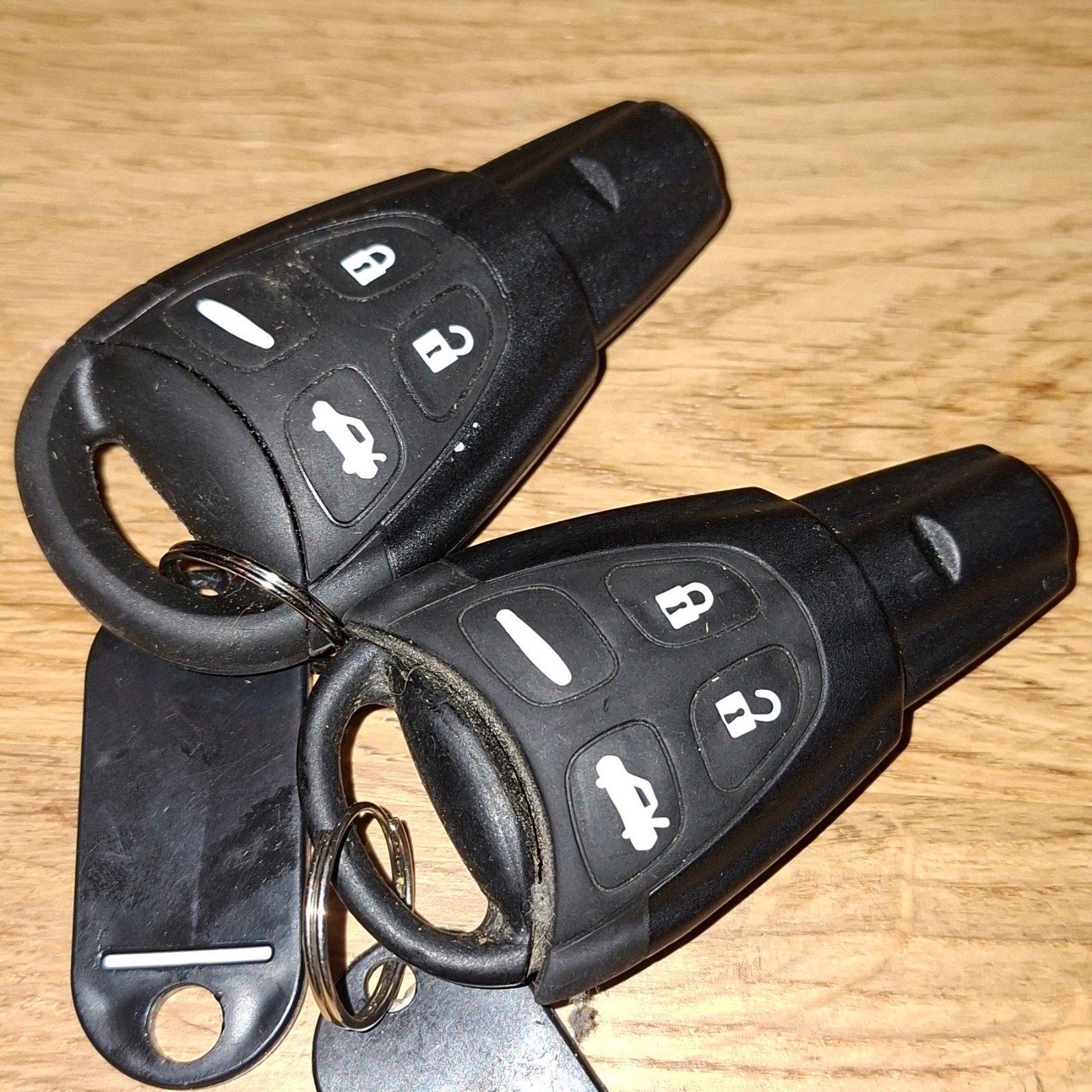 Saab 9-3 sleutel bijmaken met Tech2 programmering, Ophalen of Verzenden, Nieuw, Saab