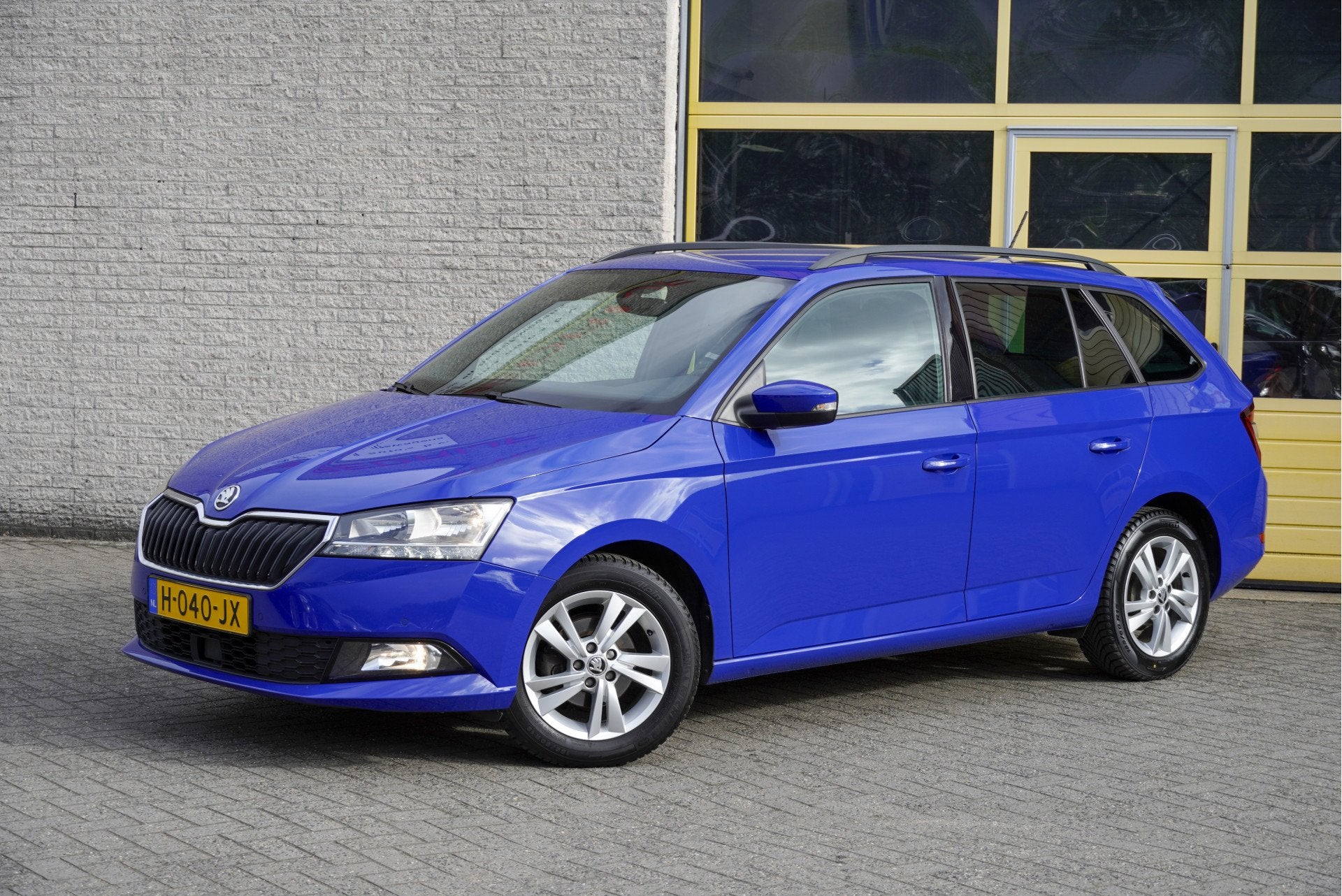 Skoda Fabia Combi 1.0 TSI Style BJ2020 Lmv 15" | Led | Pdc |, Voorwielaandrijving, Dealer onderhouden, Stof, Gebruikt
