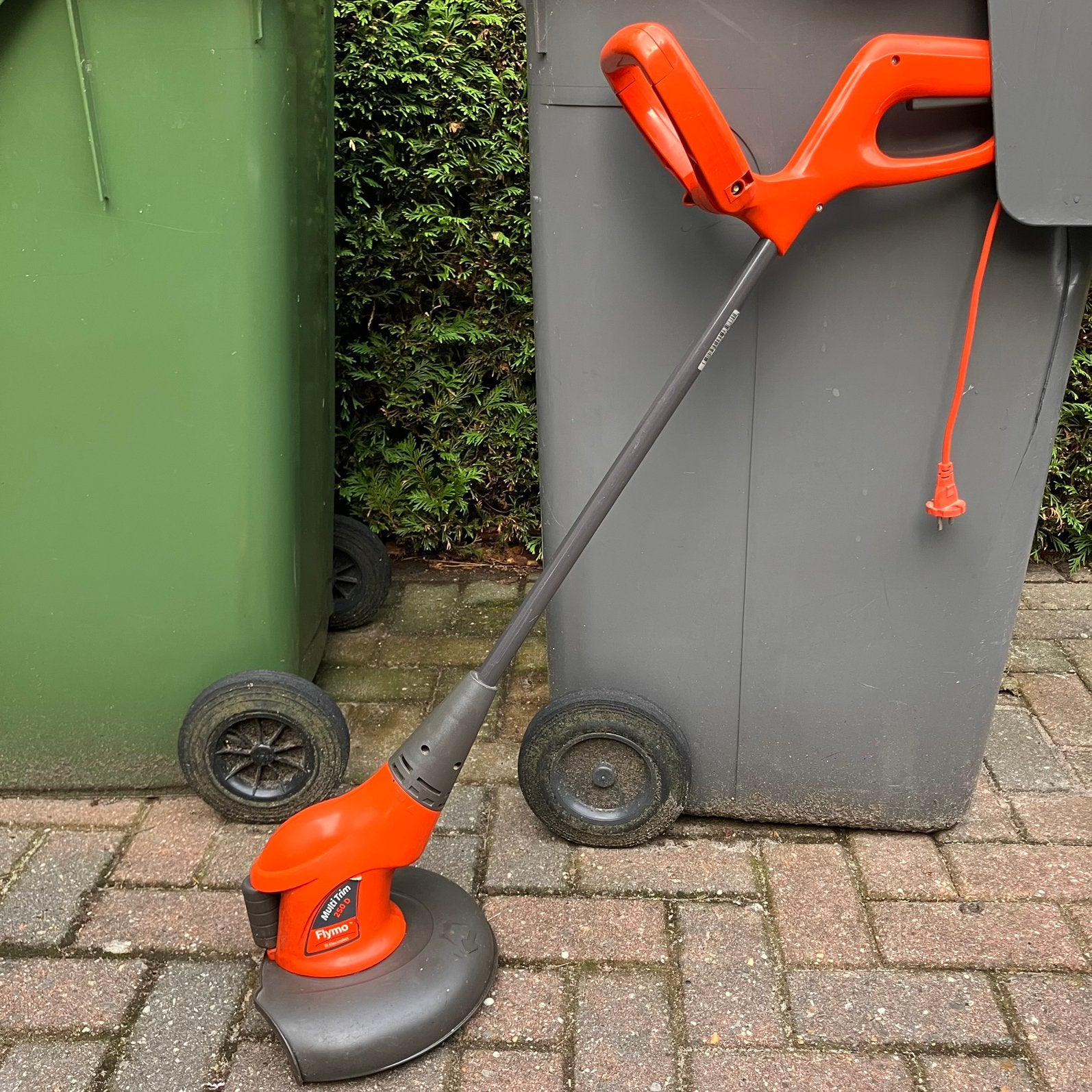 Flymo gras trimmer, Tuin en Terras, Grastrimmers, Ophalen, Gebruikt, Elektrisch