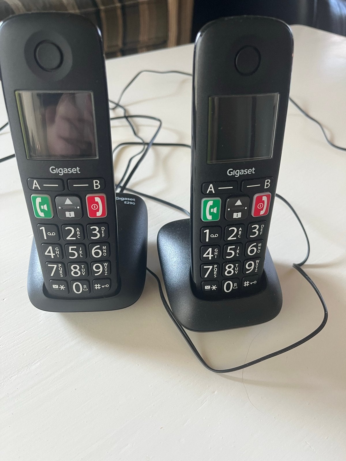 Gigaset E290 Duo Dect Telefoon met Grote Toetsen, Telecommunicatie, Ophalen, Zo goed als nieuw, 2 handsets