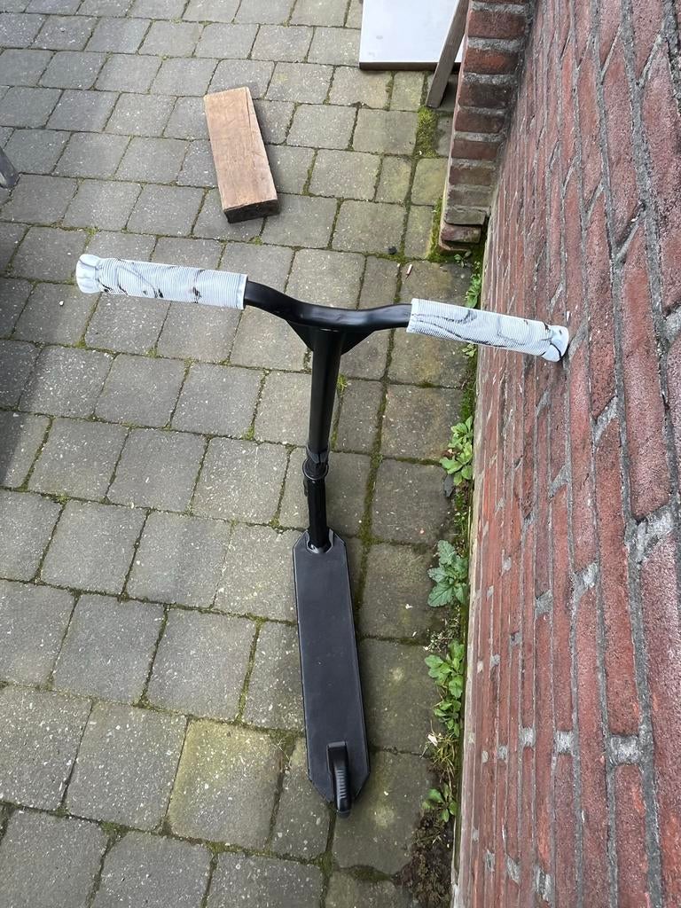 Zwarte stuntstep, Ophalen of Verzenden, Gebruikt, Overige typen