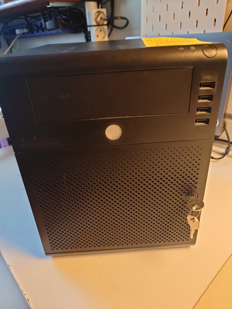 HP Proliant MicroServer G7 N54L, Computers en Software, Servers, Ophalen, Gebruikt, 8 GB, 2 tot 3 Ghz