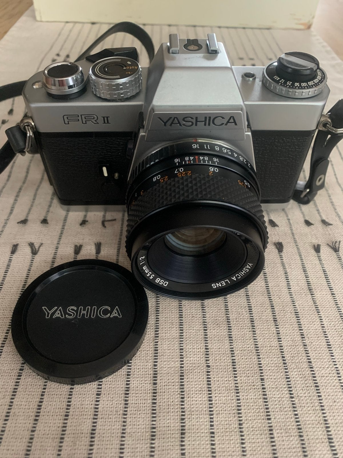 Yashica FR II Spiegelreflexcamera met DSB 55mm 1:2 lens, Audio, Tv en Foto, Ophalen of Verzenden, Gebruikt, Spiegelreflex, Overige Merken