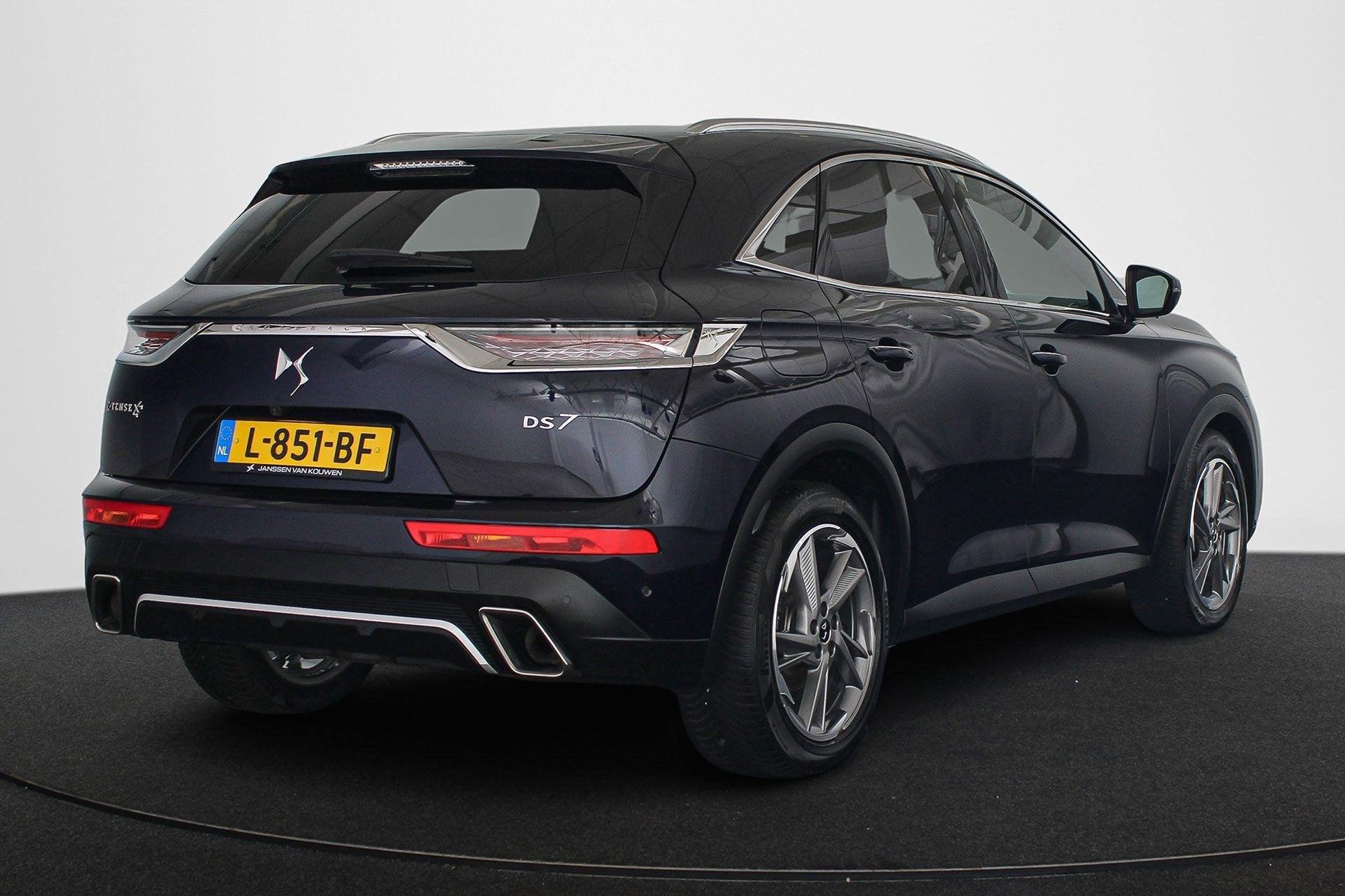 DS 7 Crossback E-Tense 4x4 Rivoli Panoramadak Night Vision L, Auto's, Automaat, 1800 kg, Gebruikt, Euro 6