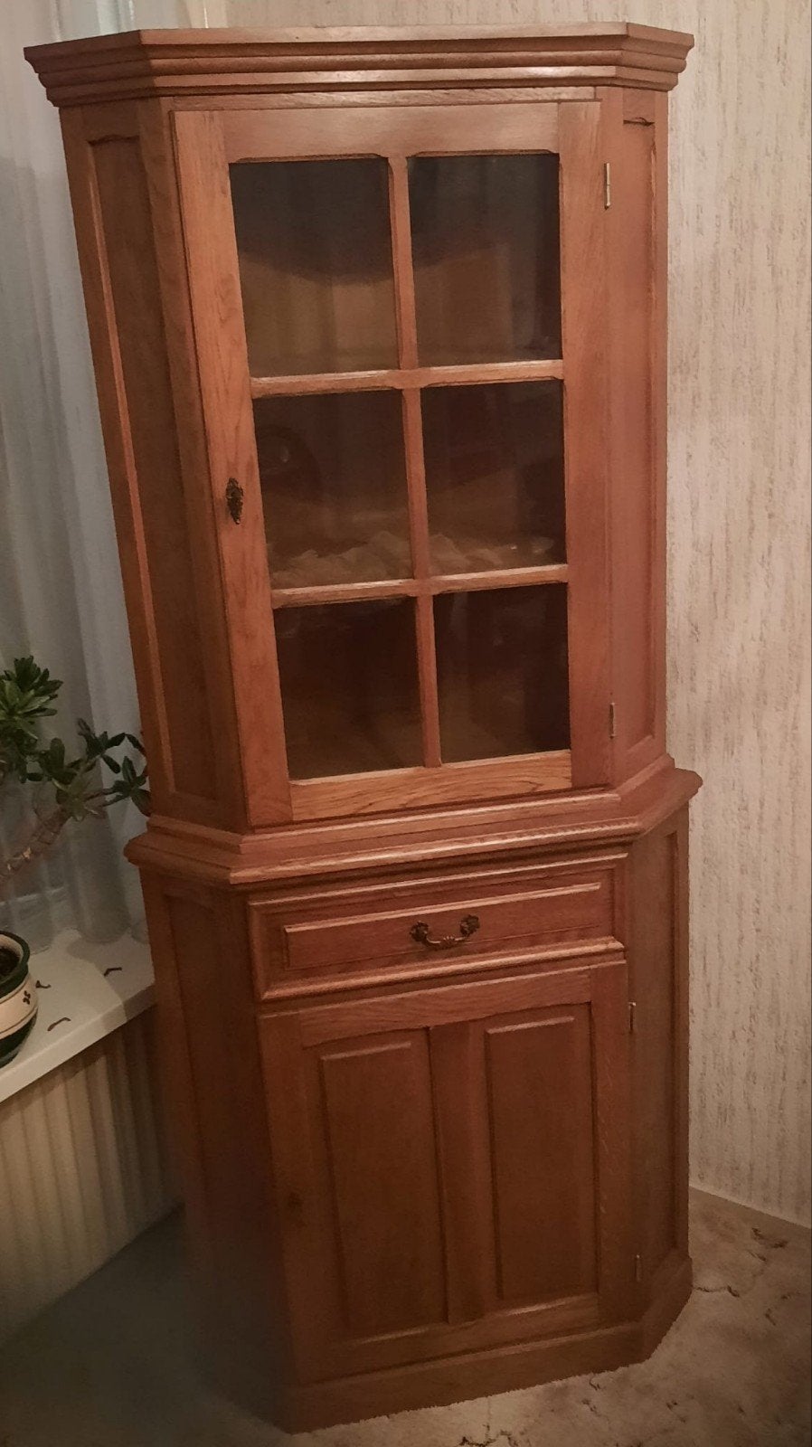 Mooie Eikenhouten Vitrine Hoekkast, Huis en Inrichting, Kasten | Vitrinekasten, Ophalen, 200 cm of meer, Eikenhout, Zo goed als nieuw
