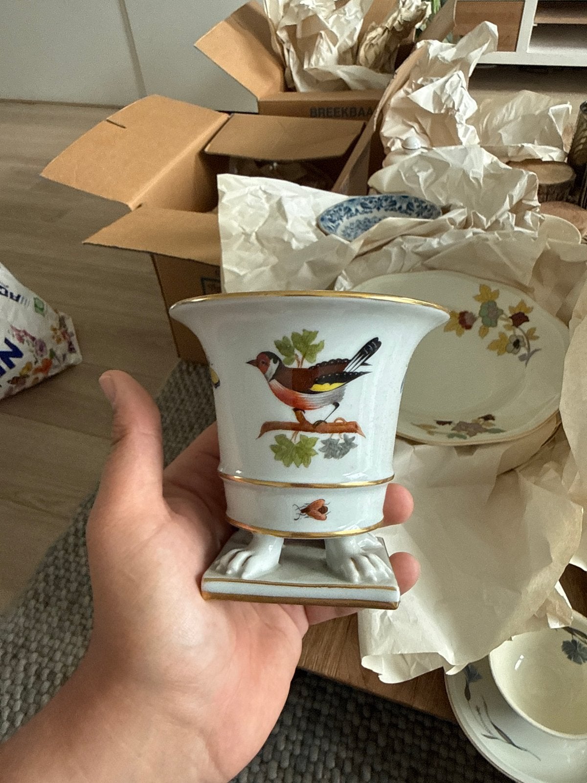 Herend Hongarije Handgeschilderde Porseleinen Vaas met Vogel, Antiek en Kunst, Antiek | Porselein, Ophalen