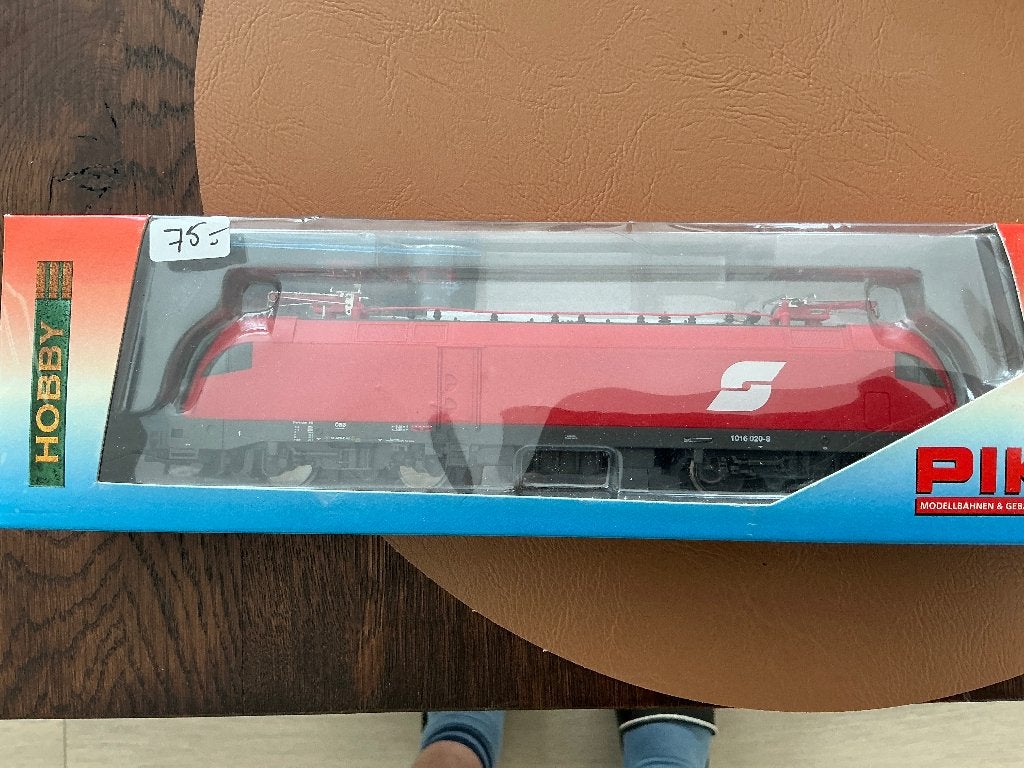 Piko,OBB Taurus Elektrische locomotief, Nieuw, Gelijkstroom, Locomotief, Piko