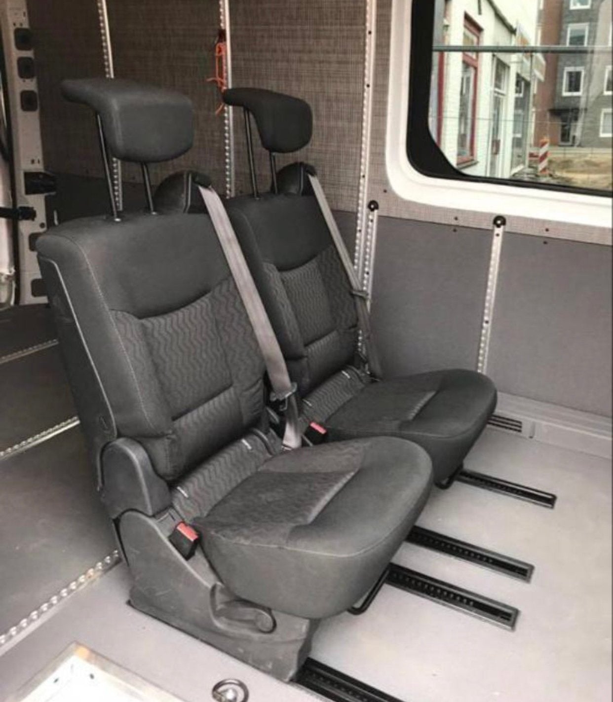 Zwart stoffen stoelen 3p gordel isofix 150€ ps inc vloerrail, Ophalen, Fiat