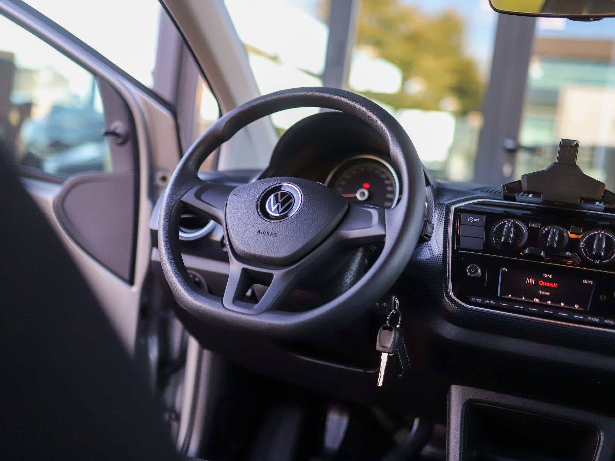 Volkswagen Up! 1.0 | BTW | Bluetooth | Airco, Stof, Gebruikt, 4 stoelen, Bedrijf