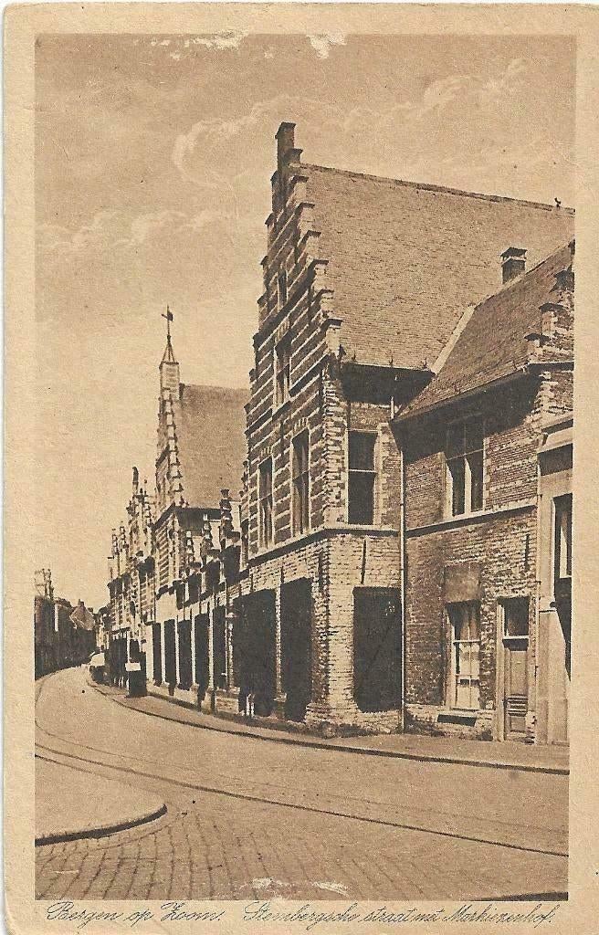 AK Bergen op Zoom - Steenbergsestraat met Markiezenhof, Verzenden, 1920 tot 1940, Ongelopen, Noord-Brabant