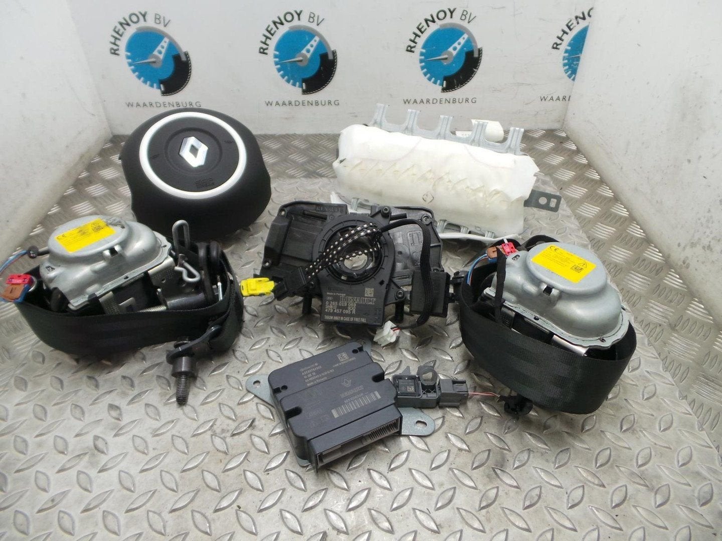 RENAULT TWINGO AIRBAG SET 2014, Ophalen of Verzenden, Gebruikt, Stiba lid