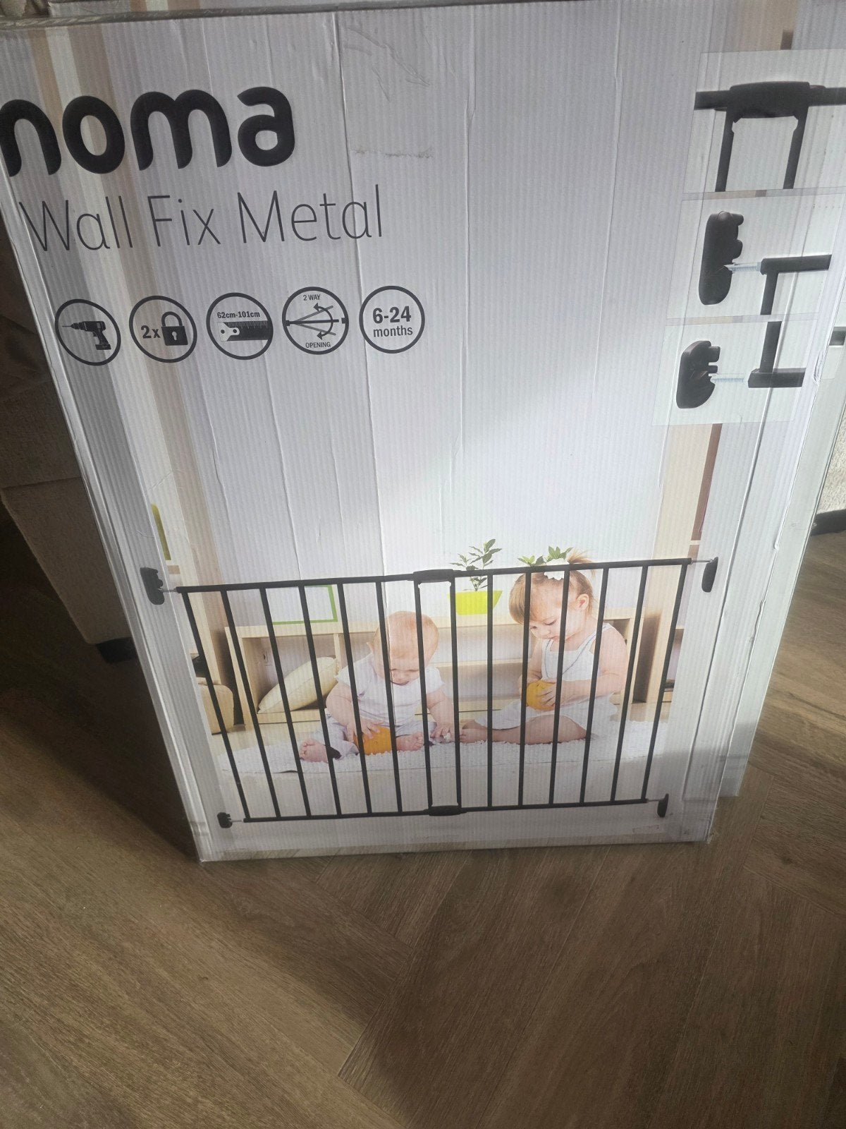 Noma Wall Fix Metal Veiligheidshekje voor baby's 2x, Ophalen, Nieuw