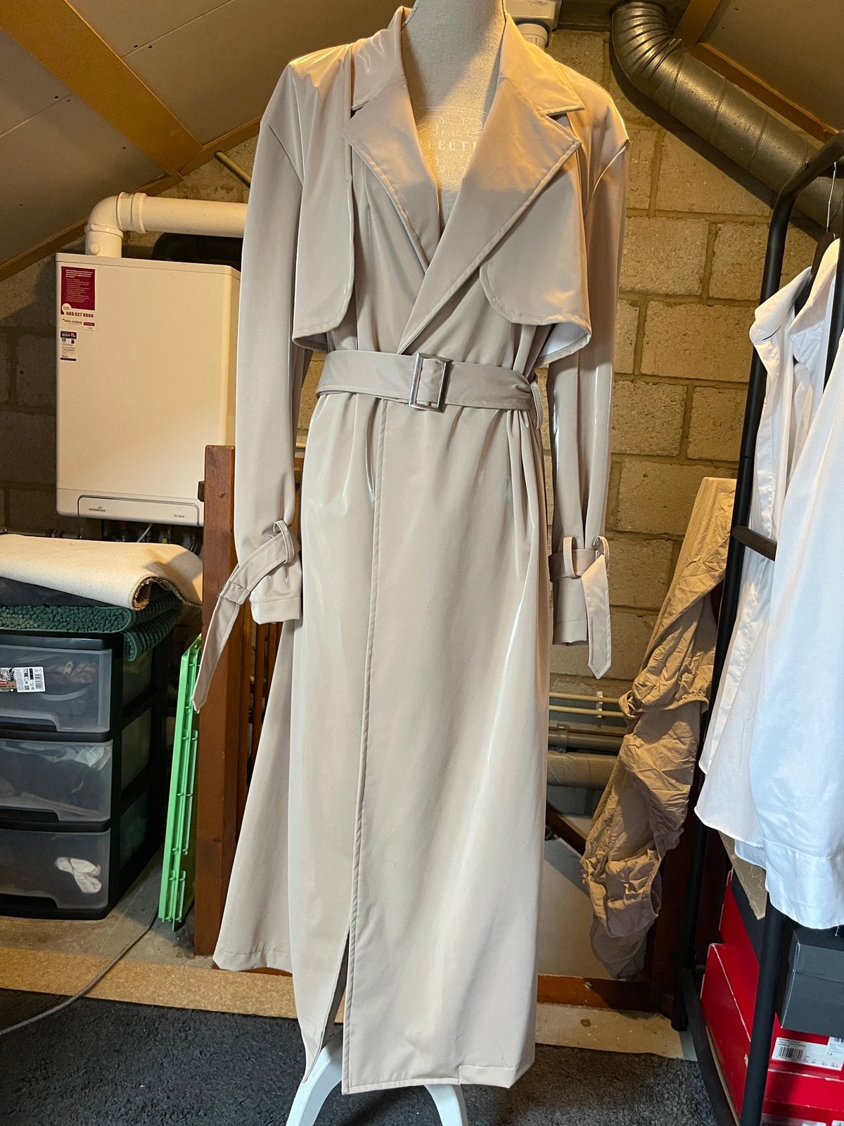 Leer Lange beige trenchcoat, Ophalen, Nieuw, Maat 38/40 (M), Beige