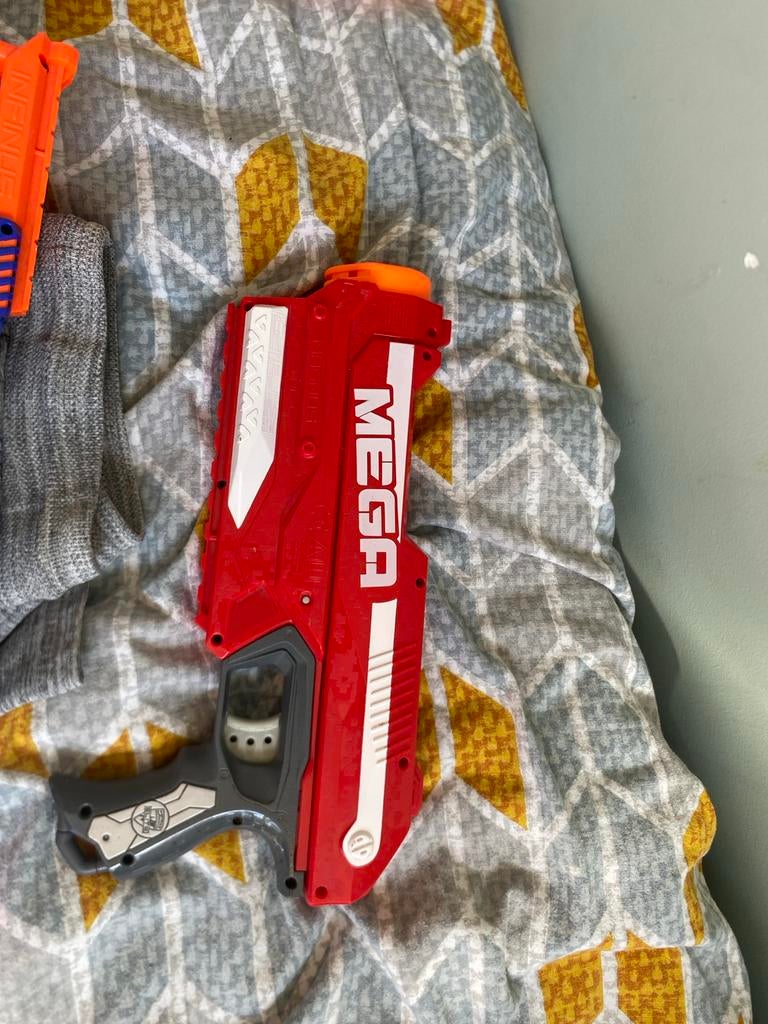 Nerf Mega Magnus Blaster - Rood Speelgoedpistool, Ophalen of Verzenden, Gebruikt