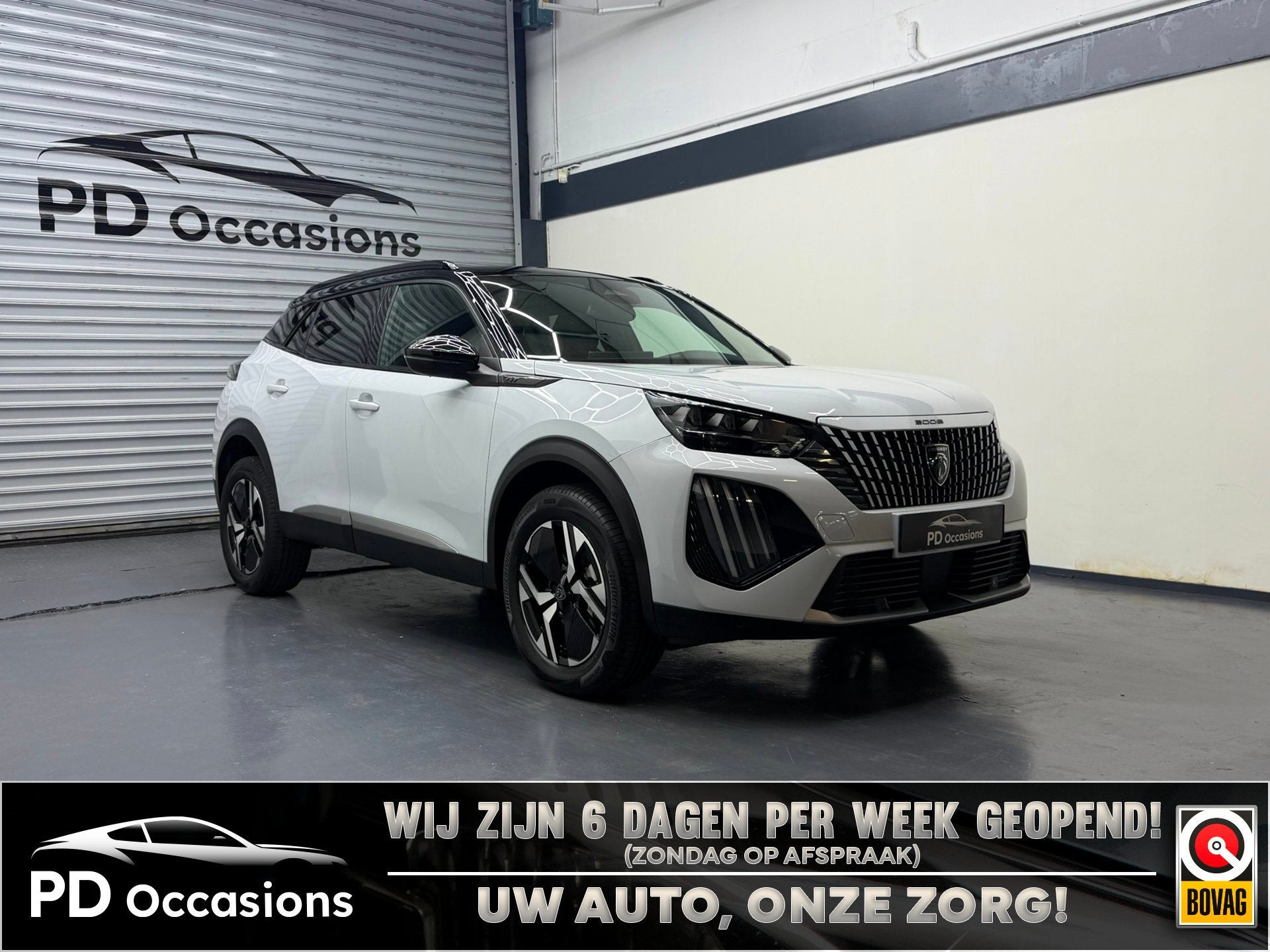 Peugeot 2008 1.2 Hybrid 145PK GT - Camera - Clima - Cruise -, Auto's, Gebruikt, Zwart, 1199 cc, Leder en Stof