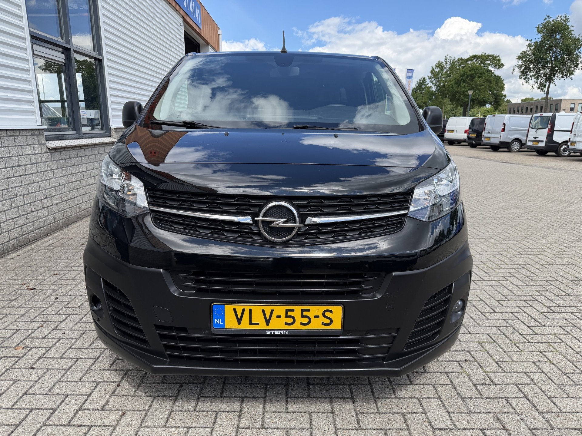 Opel Vivaro 1.5 CDTI L2H1 Selection / vaste prijs rijklaar, Voorwielaandrijving, 4 cilinders, Met garantie (alle), Leder en Stof