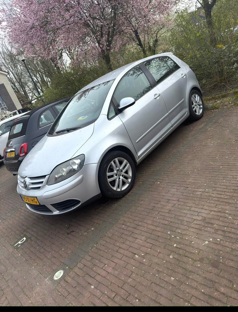 Volkswagen Golf Plus 1.6 FSI 85KW 2007 Grijs, Auto's, 4 cilinders, 1200 kg, 115 pk, Particulier