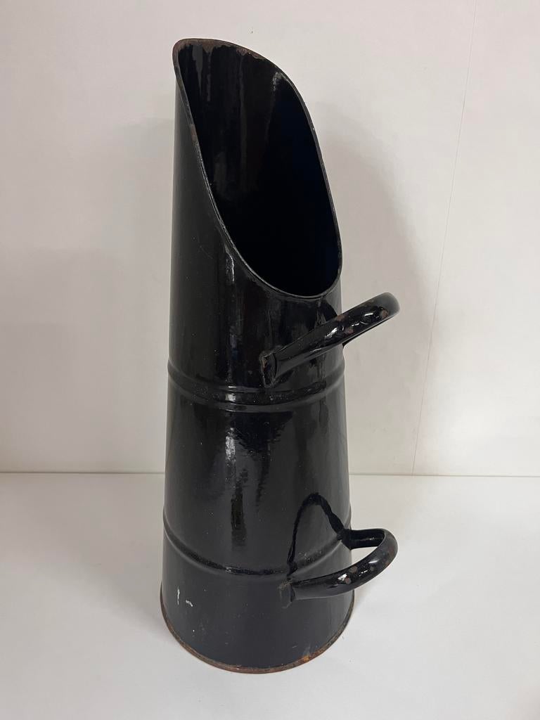 Zwarte vintage emaille kolenkit 50 cm handig voor pellets, Antiek en Kunst, Ophalen of Verzenden